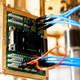 El chip, montado y listo dentro de un tanque criogénico.